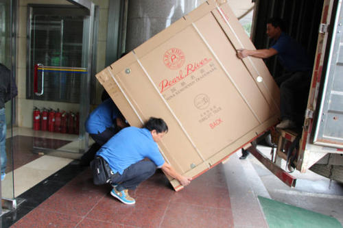 团风钢琴贵重工艺品无忧运